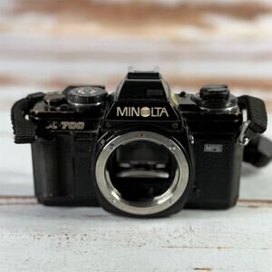 Vintage Minolta X-700 35mm SLR Film Camera Body Manual Focus